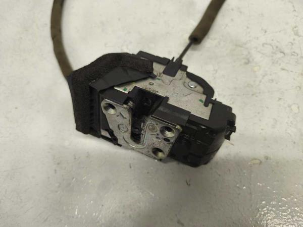 SERRURE DE PORTE AVANT GAUCHE RENAULT KADJAR - Vue 3